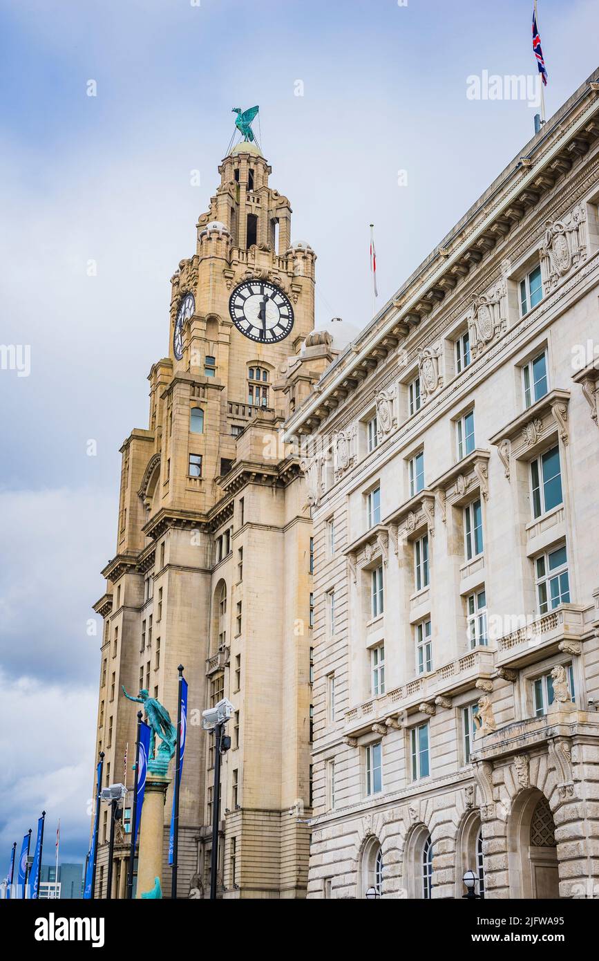 Edificio Royal Liver. Edificio di categoria i. Liverpool, Merseyside, Lancashire, Inghilterra, Regno Unito Foto Stock