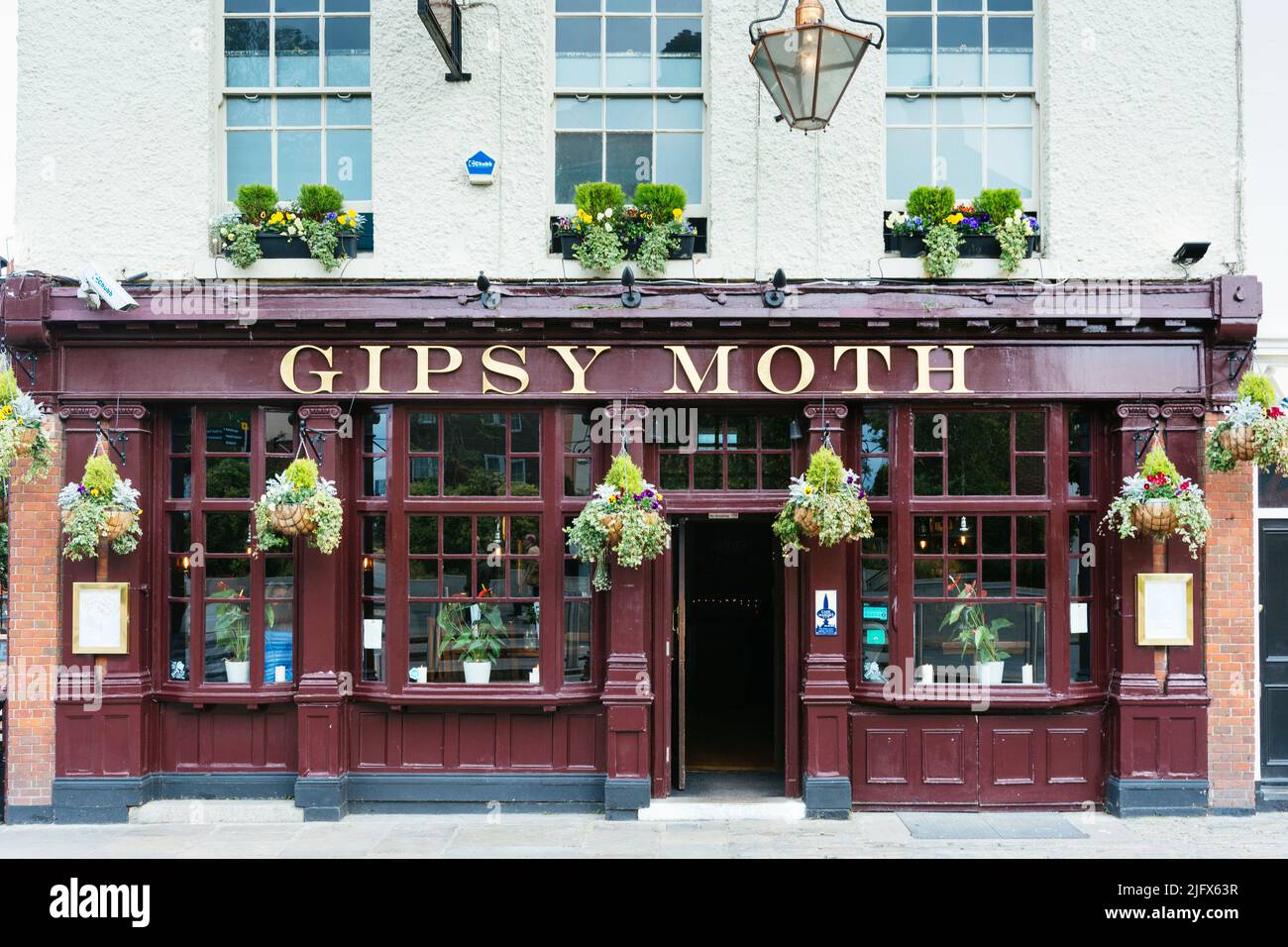 Gypsy Moth Pub, Greenwich, il pub prende il nome dalla piccola barca in cui Sir Francis Chichester navigò in giro per il mondo da solo. Greenwich, G. Foto Stock