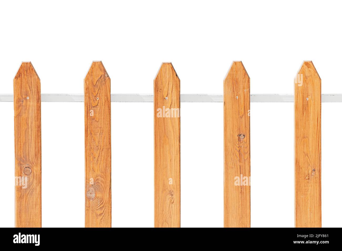 Recinzione decorativa in legno nel cortile della casa isolato su sfondo bianco Foto Stock