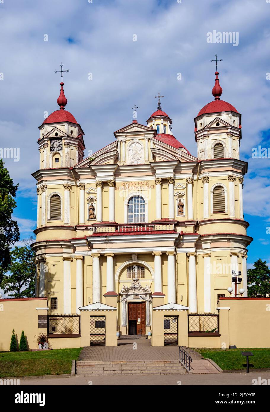 Chiesa di San Pietro e San Paolo, Patrimonio dell'Umanità dell'UNESCO, Vilnius, Lituania, Europa Foto Stock