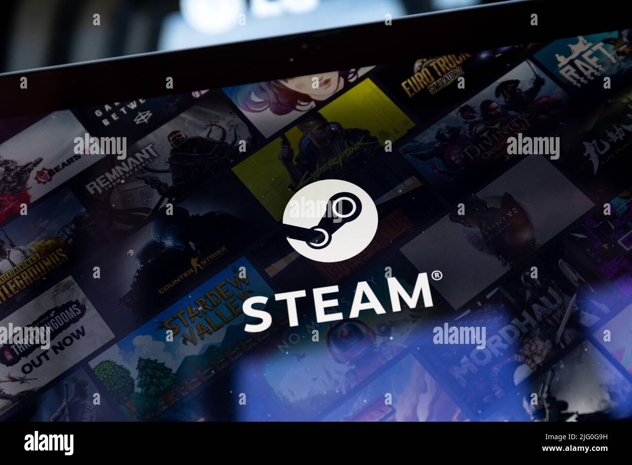 Applicazione Steam sullo schermo del PC. Steam è un servizio di distribuzione digitale e negozio di videogiochi di Valve. Foto Stock