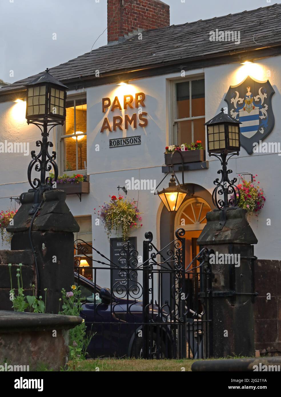 The Parr Arms, Robinsons Brewery, Church Lane, Grappenhall, Warrington, Cheshire, Inghilterra, Regno Unito, WA4 3EP Foto Stock