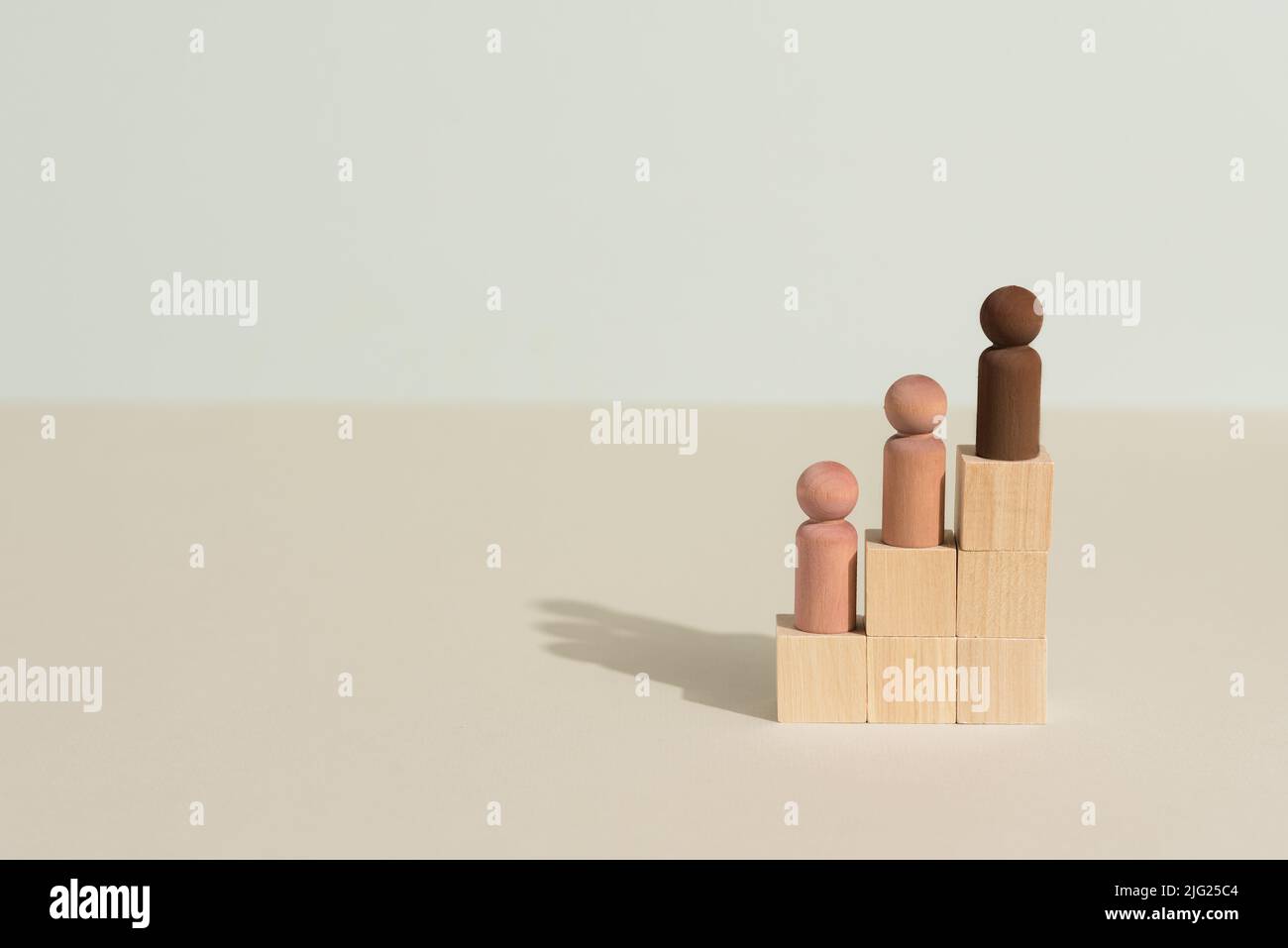 Illustrazione del concetto di diversità, inclusione e uguaglianza. Diritti umani, pari opportunità e superamento delle avversità. Leadership nell'ufficio sul luogo di lavoro. Foto Stock