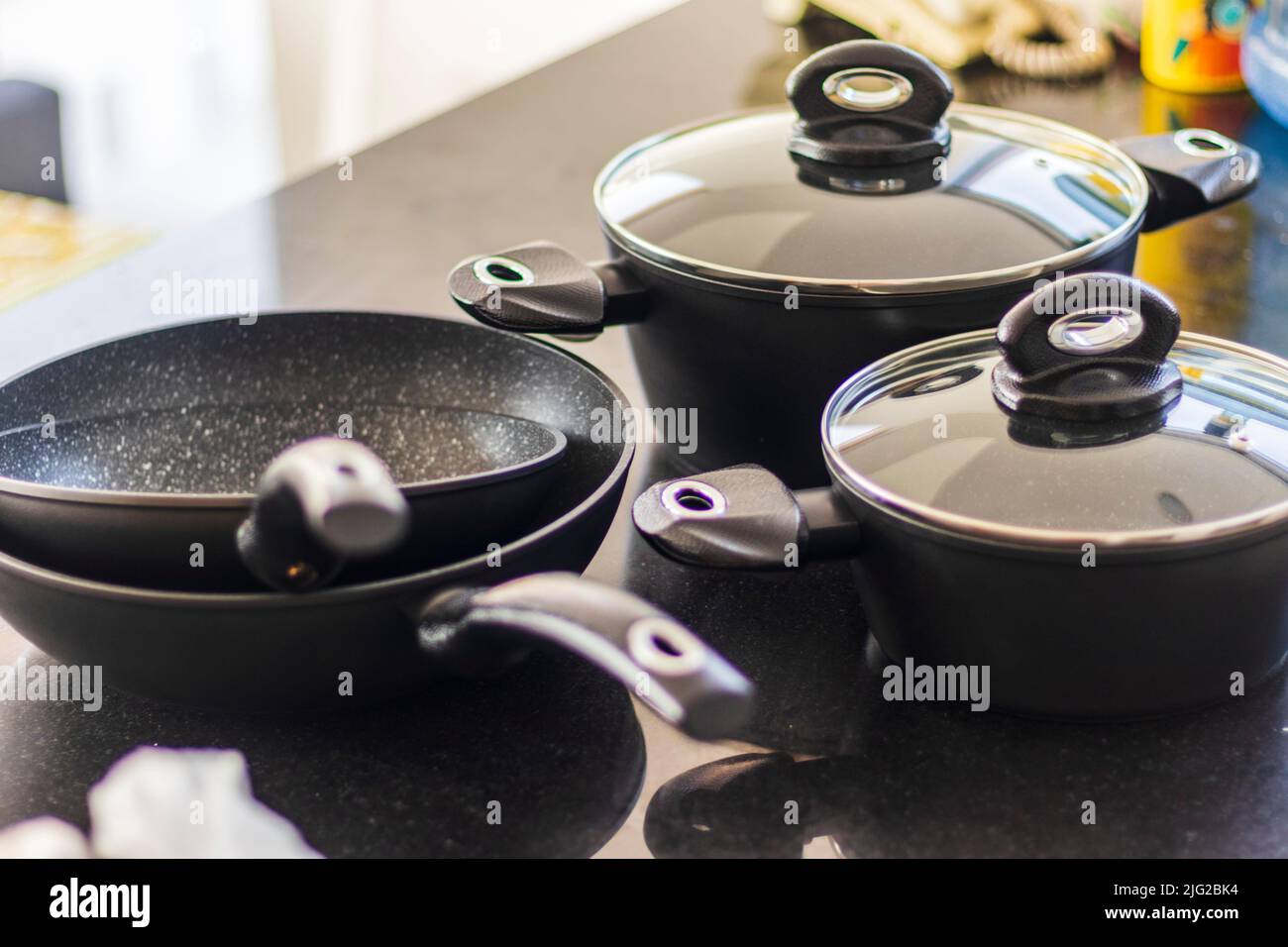 Shot di un equipaggiamento da cucina e utensili Foto Stock