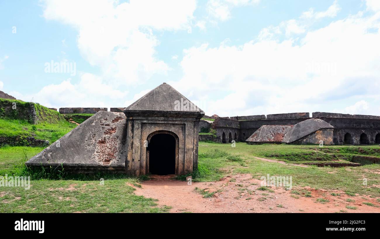 Edificio all'interno del Forte, il Forte di Manjarabad, Hassan, Karnataka, India. Foto Stock