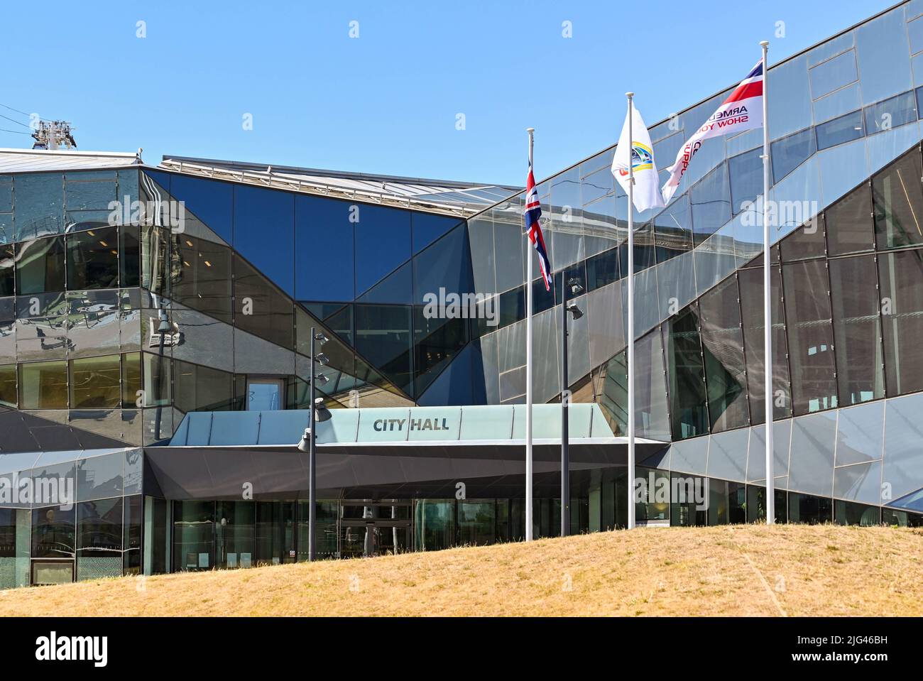 Londra, Inghilterra - Giugno 2022: Vista frontale esterna della sede del Municipio del Sindaco di Londra Foto Stock