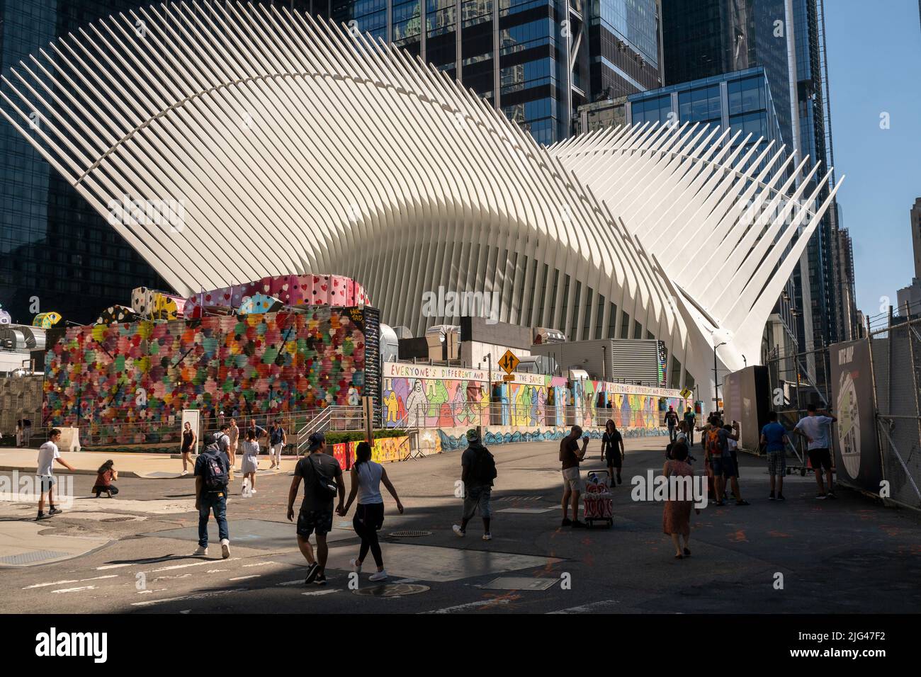 L'Oculus World Trade Center Transportation Hub di Lower Manhattan a New York domenica 3 luglio 2022. (© Richard B. Levine) Foto Stock