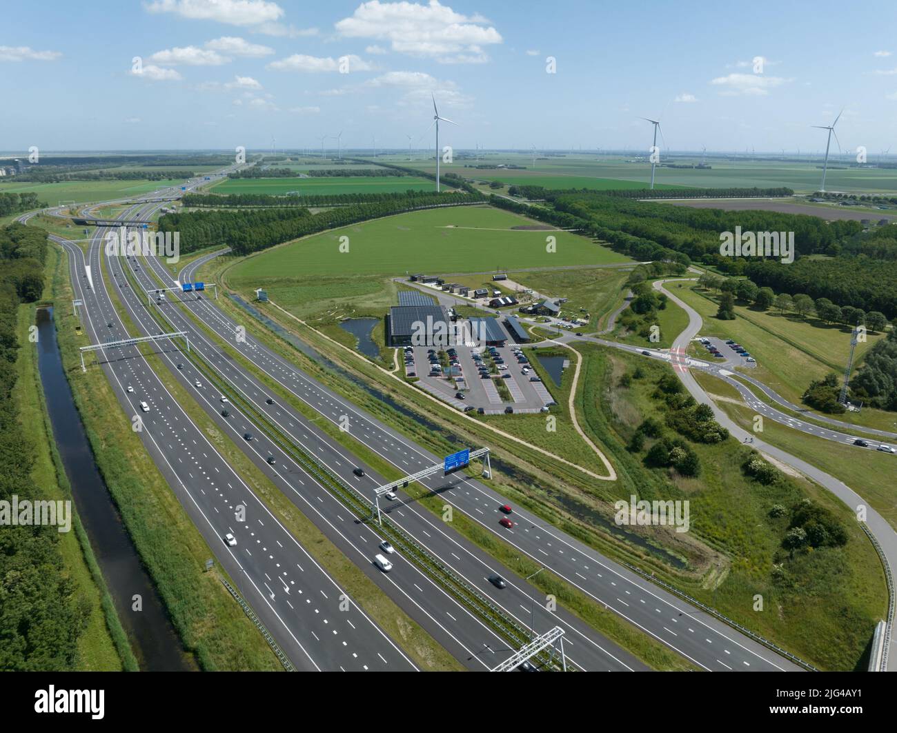 Almere Oosterwold, 11th giugno 2022, Paesi Bassi. Lidl Energy e CO2 supermercati neutri costruiti con materiali circolari e sostenibili. Zero Foto Stock