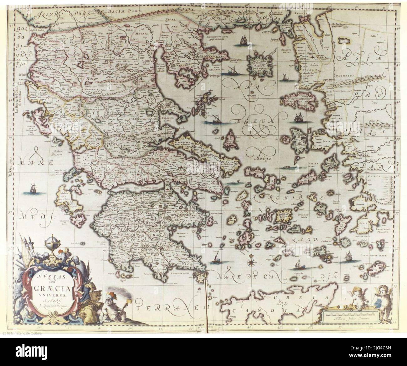 Hesse Sen Grecia completa. Margini grafico Scala grafica di 80 miglia italiane [= 7cm]. Coordinate relative al meridiano non specificato (e 37° 20'-e 51° 20'/n 42° 20'-n 33° 56'). 1st rete geografica nel 1st. Orientato con lis en rosa di otto venti. Menzione nominale dei punti Cardinali rete idrografica Relief of Profile Divisioni amministrative differenziate da colore Toponimia delle regioni, alcuni nomi di città, montagne, laghi e fiumi coste ombreggiate adornate con diverse navi titolo e scala incorniciata in poster barocchi decorati con scene riferite alla guerra e geogra Foto Stock