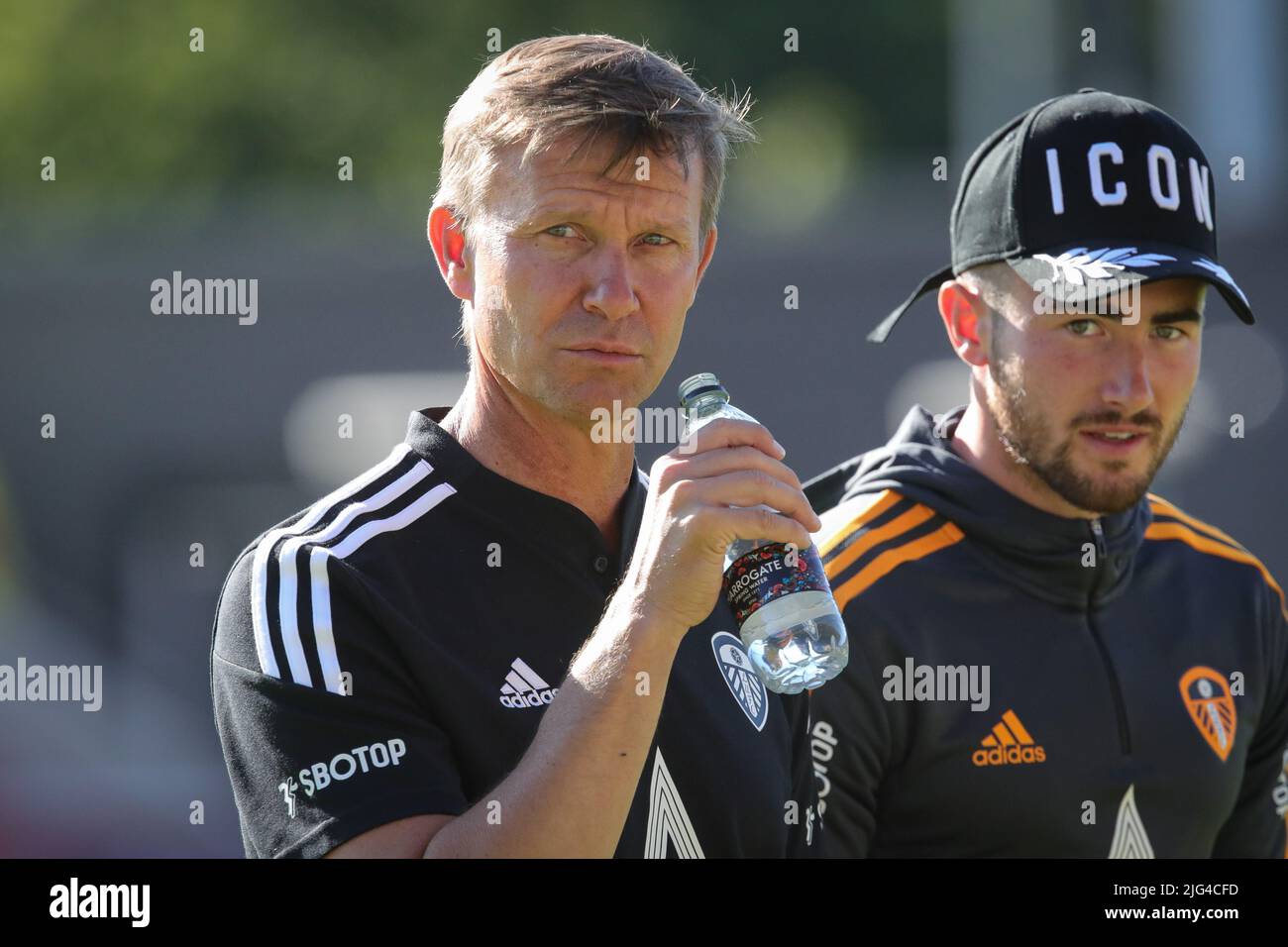 York, Regno Unito. 07th luglio 2022. Jesse Marsch manager del Leeds United arriva al LNER Stadium del City of York Council prima della partita di questa sera a York, Regno Unito, il 7/7/2022. (Foto di James Heaton/News Images/Sipa USA) Credit: Sipa USA/Alamy Live News Foto Stock