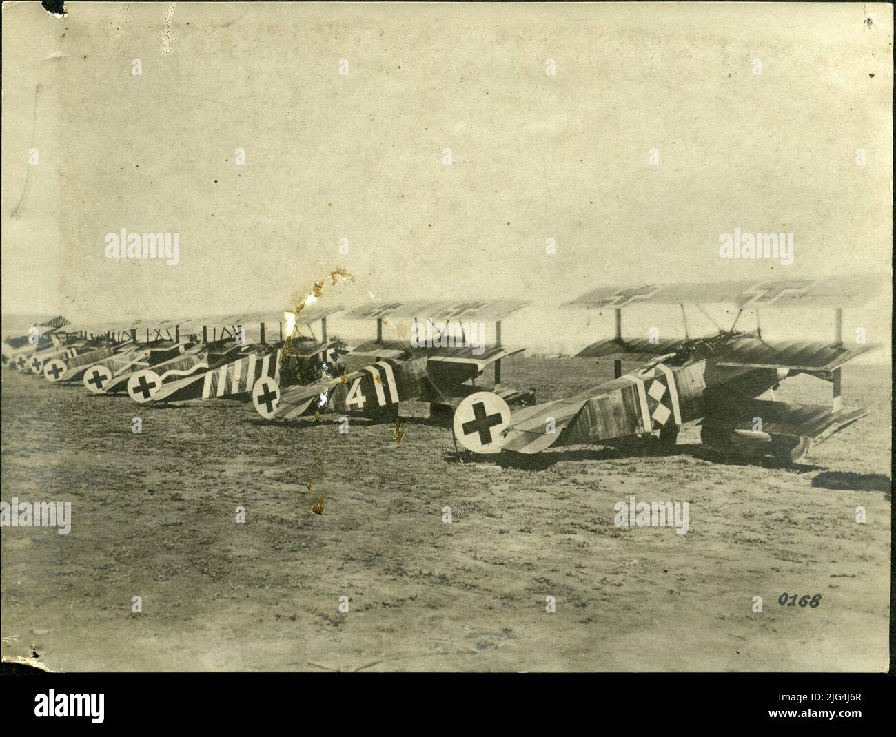 Relè di caccia tedesco, i cui tre ponti sono dipinti con varie strisce e badge per renderli riconoscibili nel combattimento aereo Foto Stock
