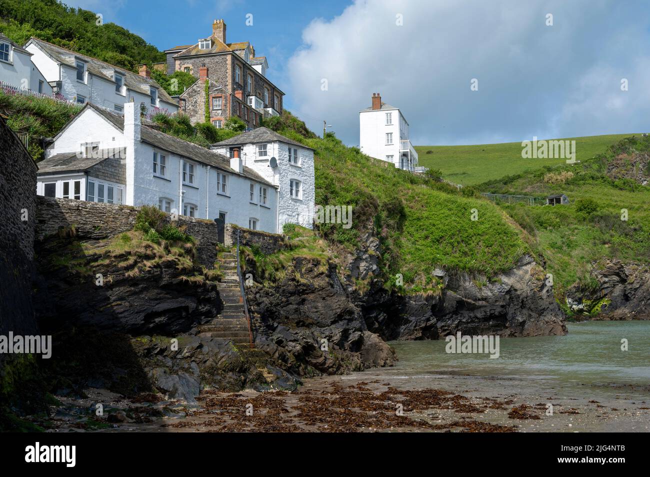 Il grazioso villaggio di pescatori di Port Isaac, Cornovaglia, Regno Unito, posizione della serie drammatica ITV Doc Martin. Foto Stock