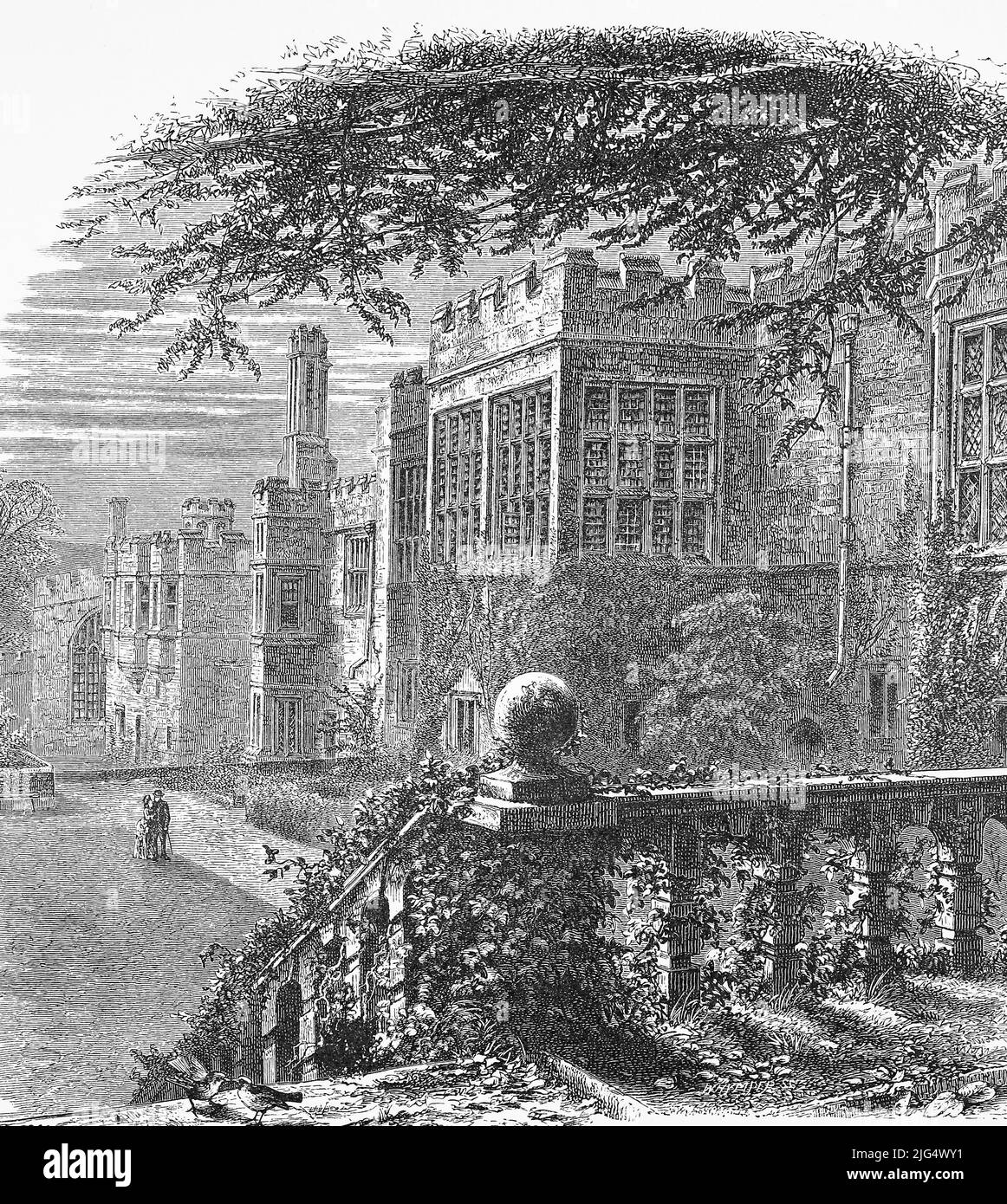 Gartenseite von Haddon Hall, ein Landhaus am River Wye in der Marktgemeinde Bakewell in der englischen Grafschaft Derbyshire, um 1860, Inghilterra, digital restaurierte Reproduktion einer Originalvorlage aus dem 19. Jahrhundert, genaues Originaldatum nicht bekannt / lato giardino di Haddon Hall, una casa di campagna sul fiume Wye nella città di mercato di Bakewell nella contea inglese di Derbyshire, c. 1860, Inghilterra, riproduzione restaurata digitalmente di un dipinto originale del 19th secolo, data originale esatta sconosciuta Foto Stock