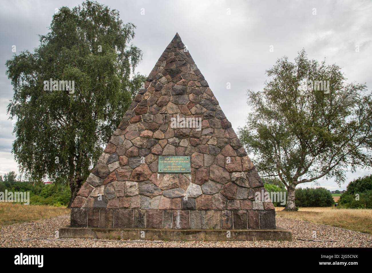 Bülow-Pyramide (piramide di Bülow), zur Erinnerung an die Schlacht bei Großbeeren gegen die napoleonischen Trupen am 23. Agosto 1813, Großbeeren, Germania Foto Stock