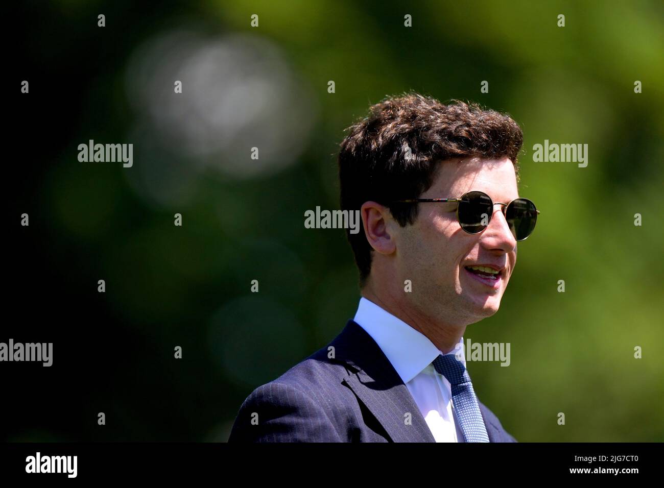 Oisin Murphy durante il Festival Venerdì del Moet e Chandon Festival di luglio a Newmarket racecourse, Suffolk. Data foto: Venerdì 8 luglio 2022. Foto Stock