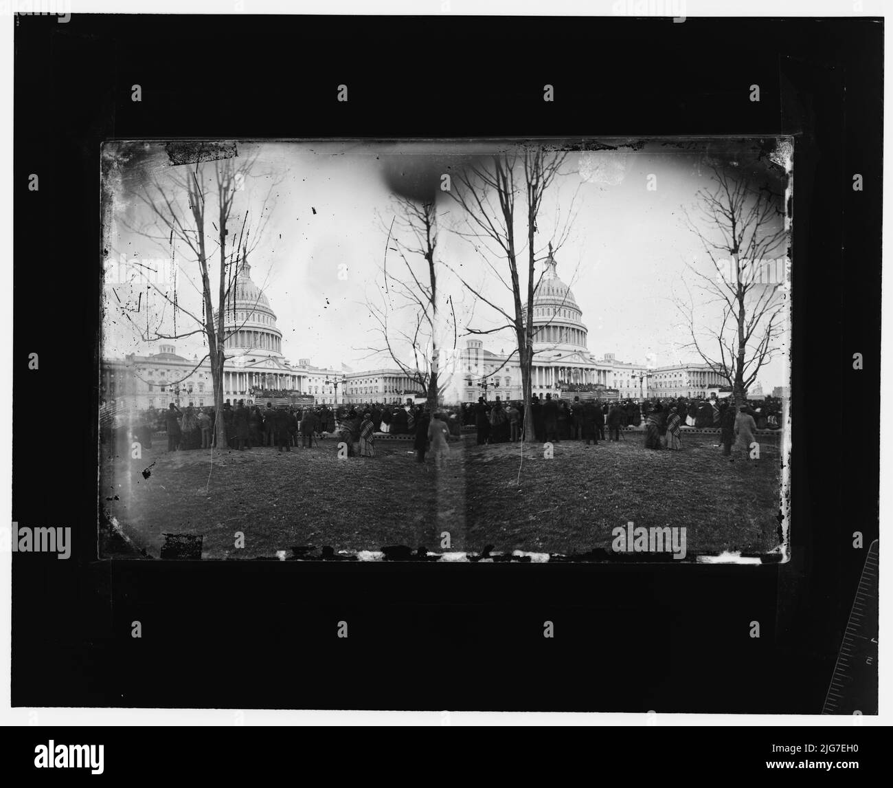 Inaugurazione di Rutherford Hayes nel 1877, 1877. [Vista stereoscopica della cerimonia di inaugurazione del presidente Rutherford B. Hayes al Campidoglio, Washington D.C.]. Foto Stock