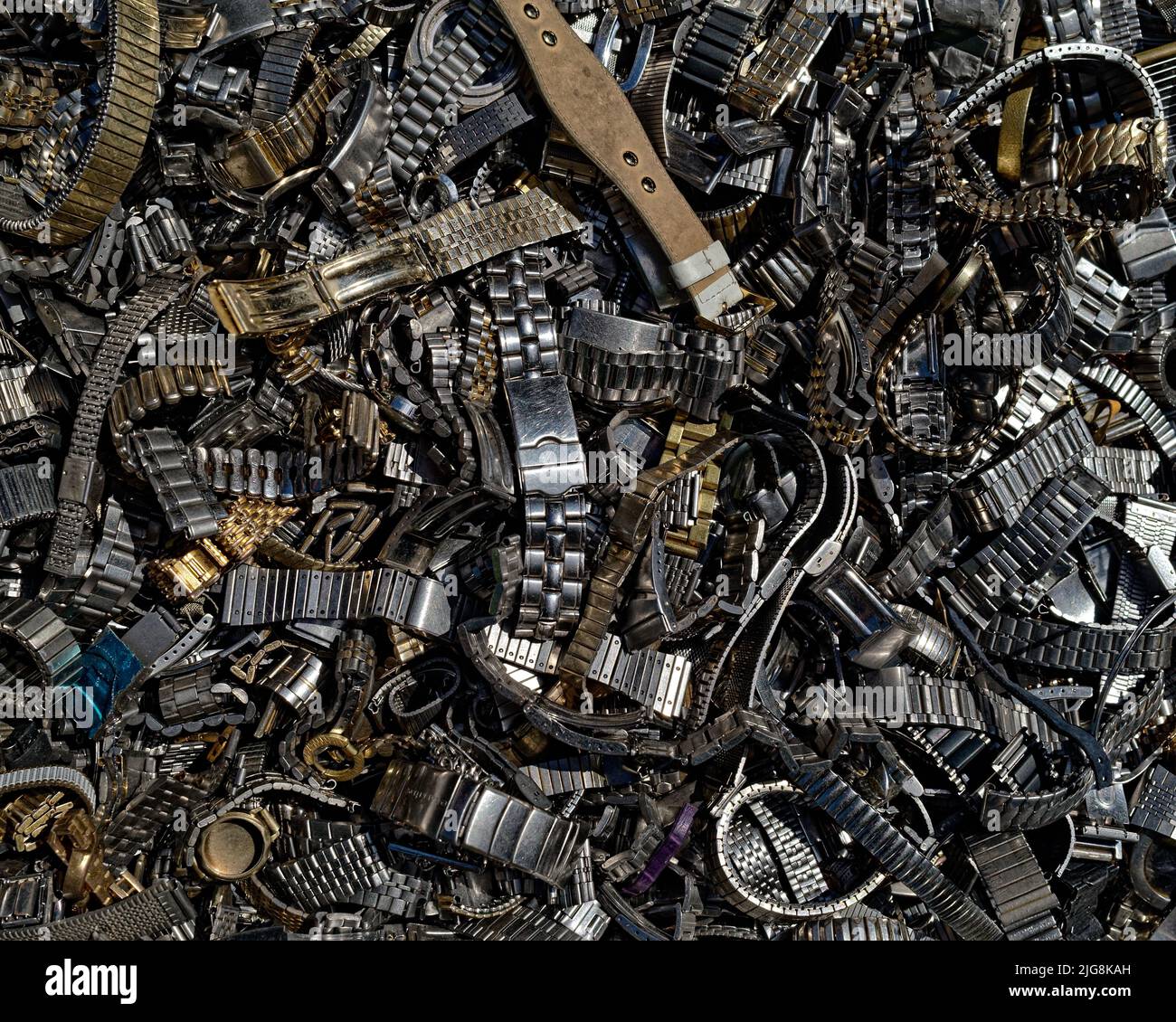 Vari cinturini e braccialetti in metallo (N. 3) Foto Stock