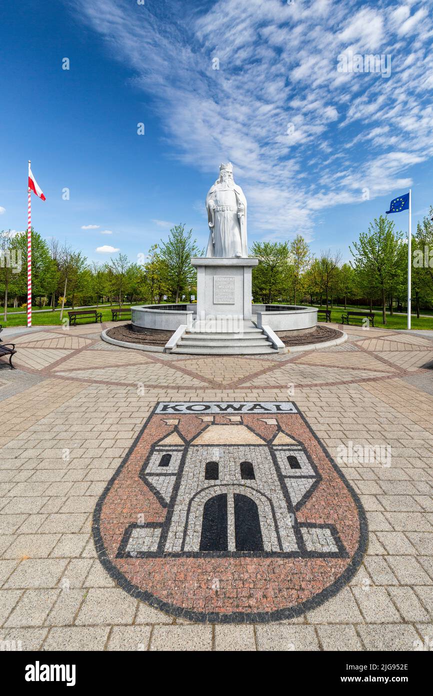 Europa, Polonia, Voivodato Kuyaviano-Pomeriano, Kowal - monumento Casimir III il Grande Foto Stock