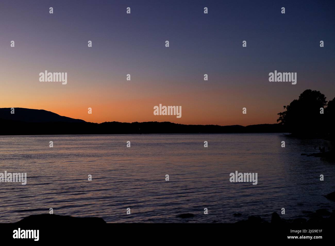 Tramonto sul fiume Hudson a Tivoli, New York, USA. Foto Stock
