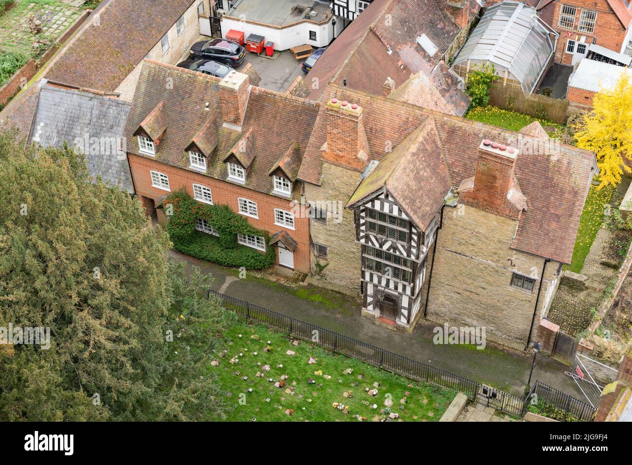 Viste urbane della città di Ledbury in Inghilterra sui confini gallesi in autunno. Foto Stock