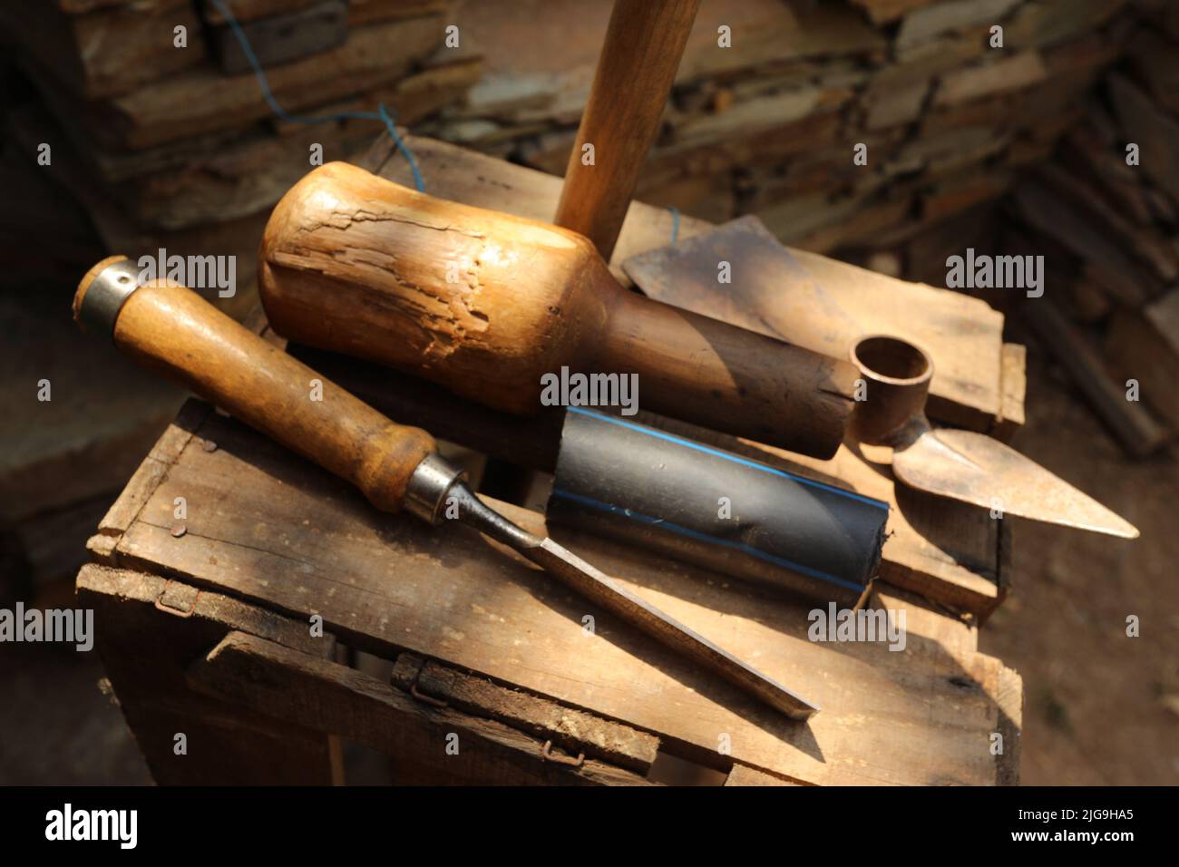 Kit di utensili per lavori: Martello, foratrice, vite Foto Stock