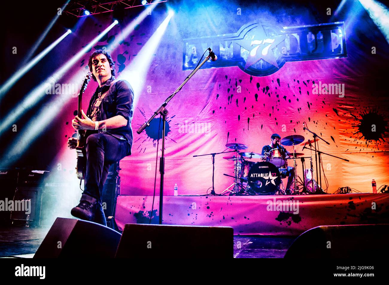 Attaque 77 - la band punk rock in uno spettacolo dal vivo in Argentina Foto Stock