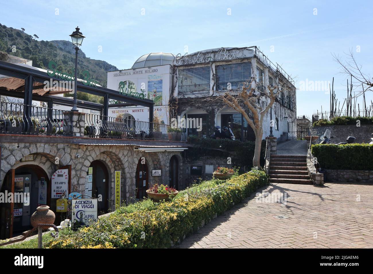 Anacapri - Seggiovia del Monte Solaro dalla scalinata di Piazza della Vittoria Foto Stock