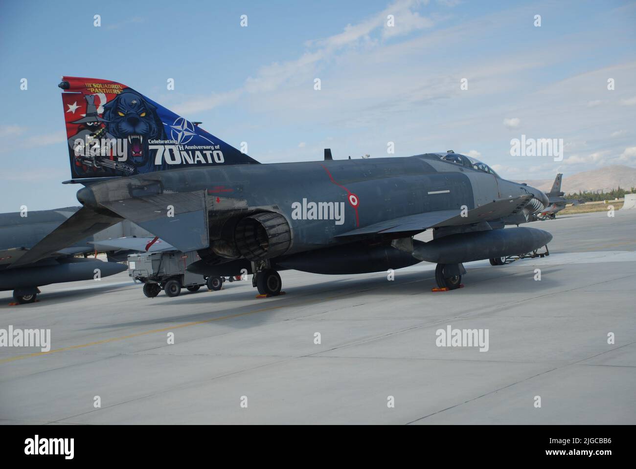 Konya, Turchia – 30 giugno 2022: Un aereo da caccia F-4 Phantom appartenente all'Aeronautica militare Turca, che venne da Eskişehir per partecipare all'Anatolia Foto Stock