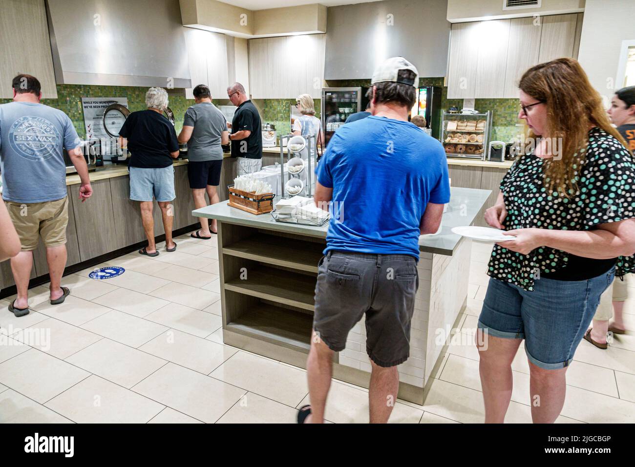 Fort ft. Myers Florida,Residence Inn by Marriott Fort Myers Sanibel hotel alloggio, interno interno incluso colazione gratuita sala da pranzo self-servic Foto Stock