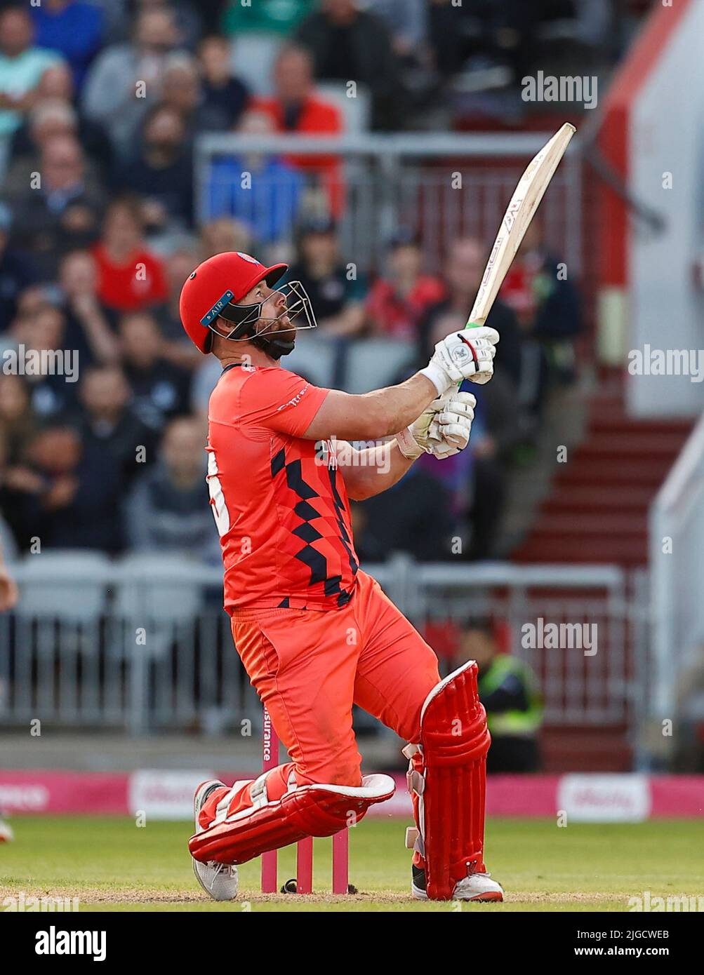 8th luglio 2022, Old Trafford, Manchester, Inghilterra: Vitality Blast T20 Cricket, Lancashire Lightning contro Essex Eagles: Steven Croft of Lancashire Lightning Foto Stock