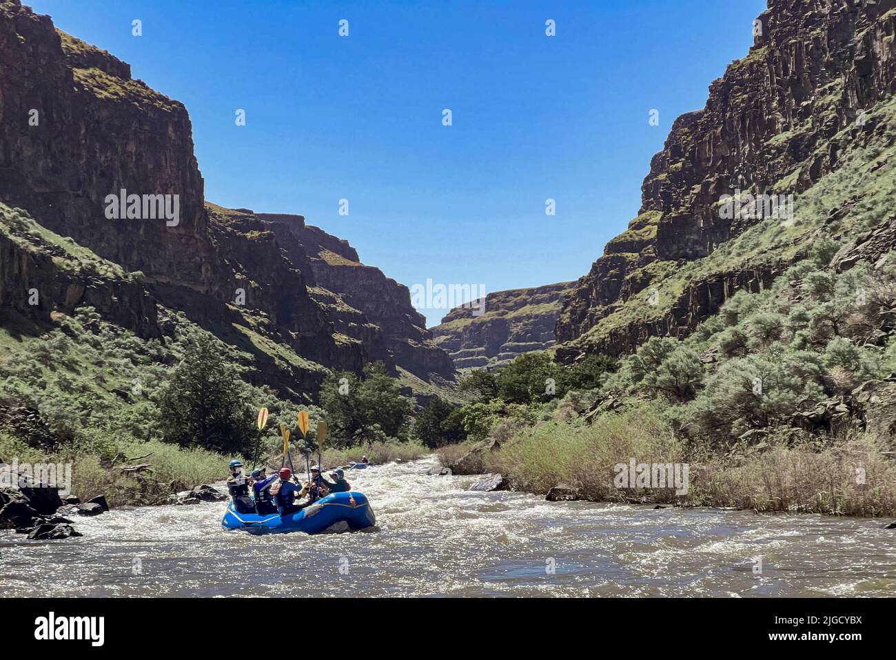 Rafting sul fiume Bruneau in Idaho con avventure lontane. Foto Stock