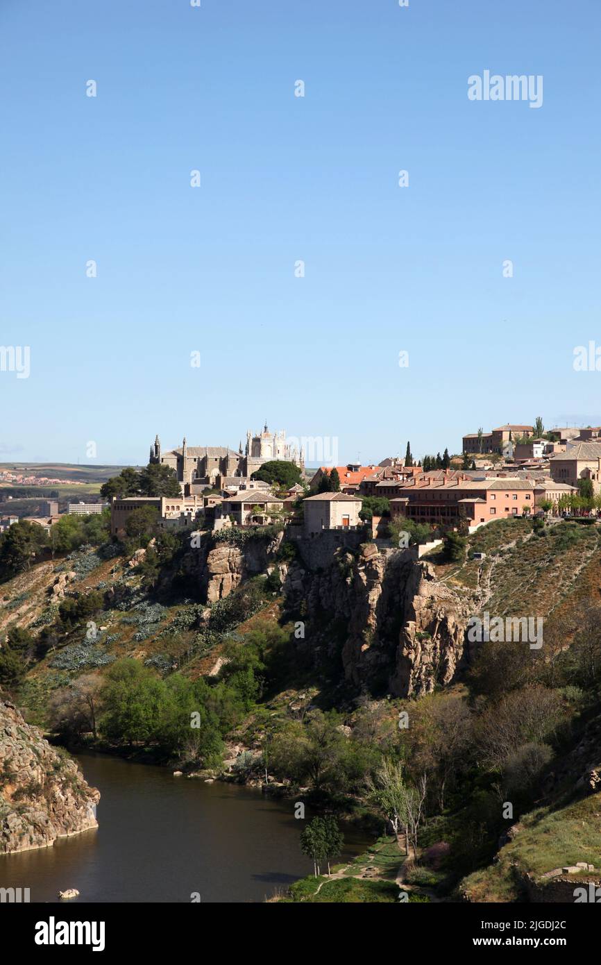 Vista della storica città medievale di Toledo, Castilla la Mancha, Spagna. Foto Stock