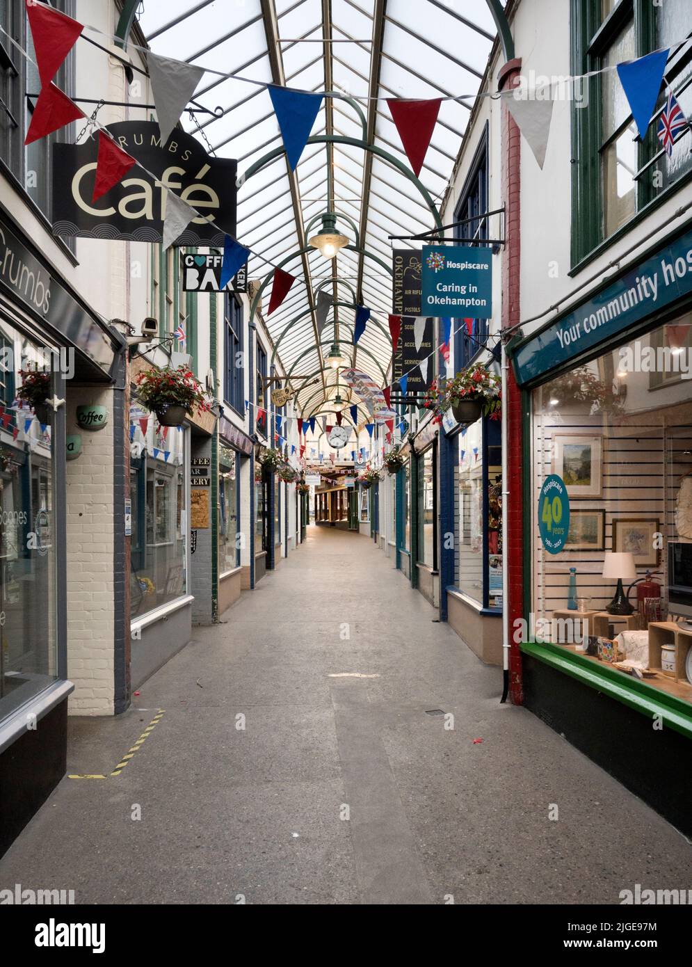 The Arcade, Okehampton, Devon, Regno Unito Foto Stock