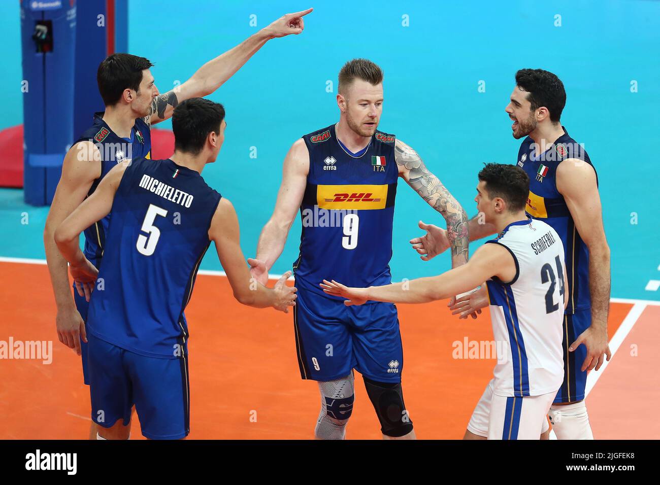 Danzica, Polonia. 10th luglio 2022. I giocatori d'Italia reagiscono durante la partita maschile della FIVB Volleyball Nations League 2022 tra l'Italia e i Paesi Bassi in Credit: PAP/Alamy Live News Foto Stock