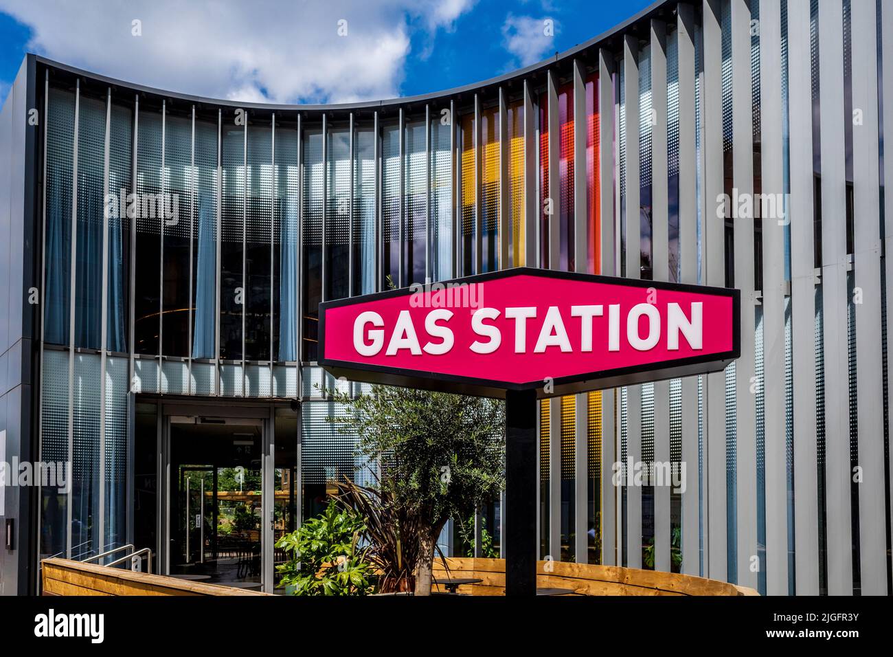 The gas Station Bar and Restaurant Kings Cross London - The gas Station Pub Goods Way Kings Cross London. Foto Stock