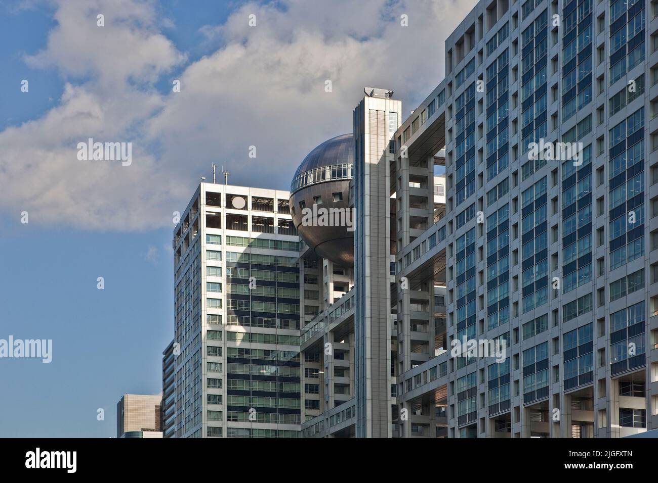 Fuji TV quartier generale_Odaiba_Tokyo_Japan Foto Stock