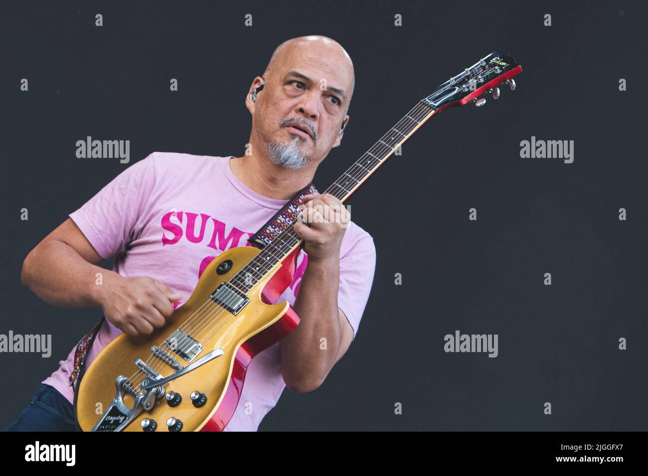 Madrid, Spagna. 09th luglio 2022. Joey Santiago della band Pixies suona sul palco al MadCool Festival di Madrid. Credit: SOPA Images Limited/Alamy Live News Foto Stock