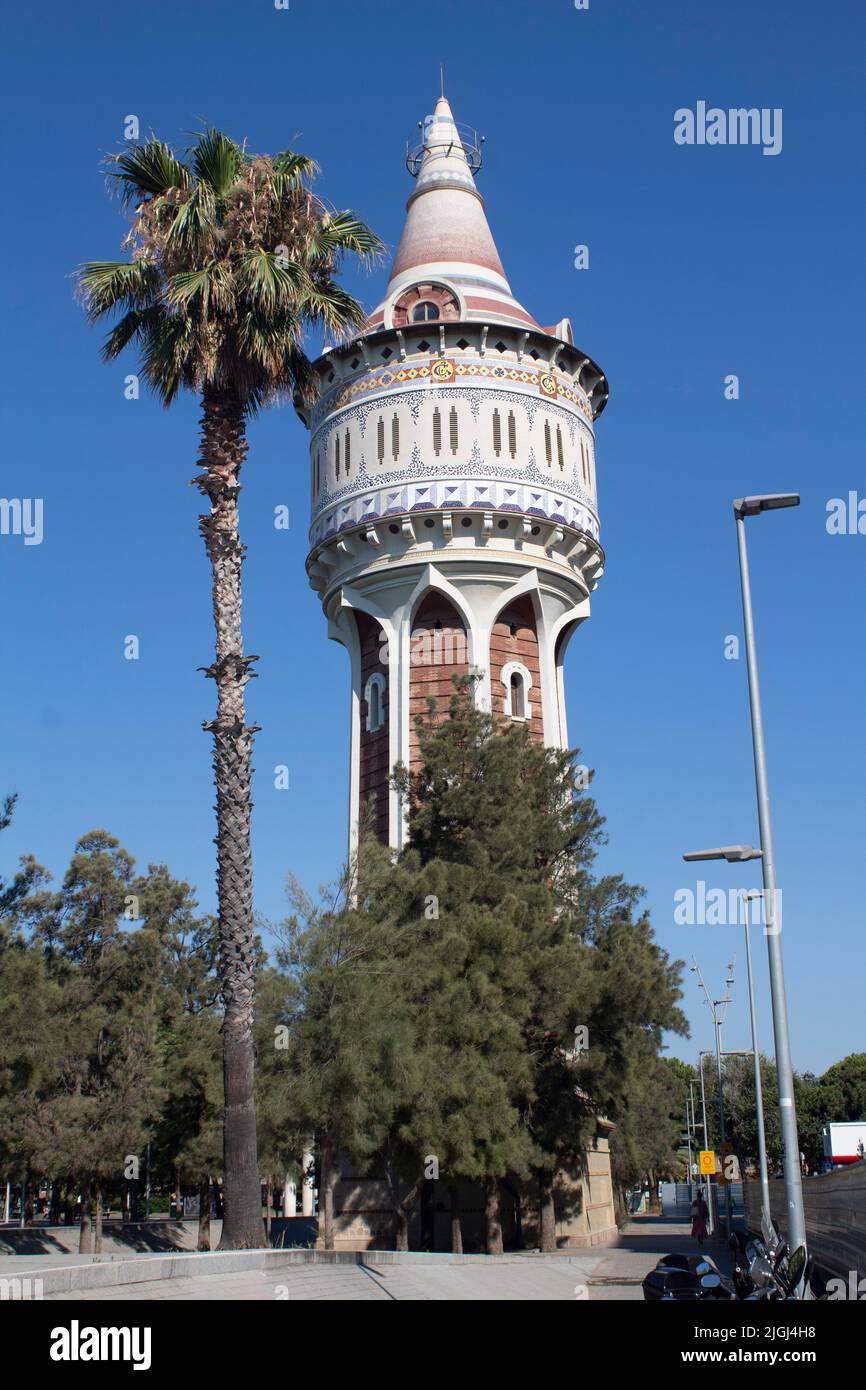 Torre de les Aigues water tower in Parc de la Barceloneta Barcelona Spagna Foto Stock