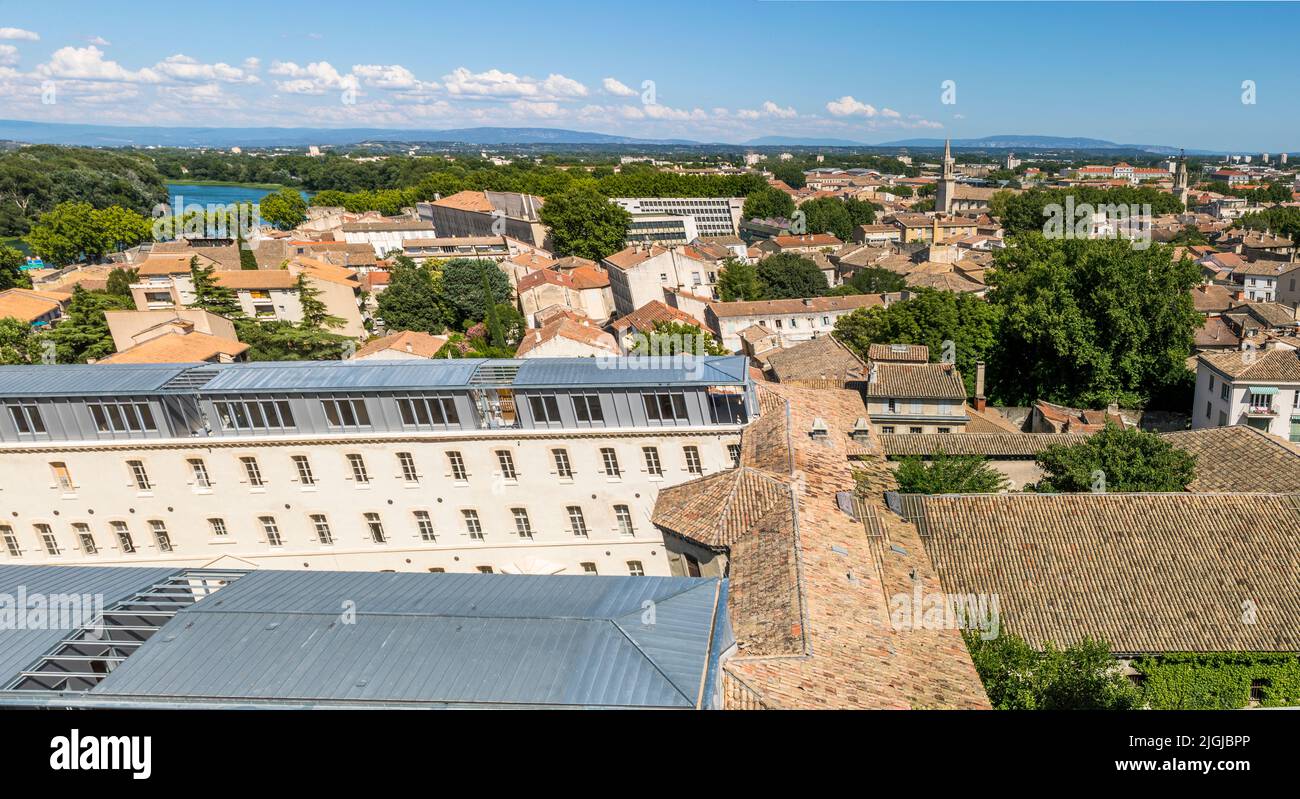 Gli appartamenti moderni sono stati costruiti nell'ex prigione di Avignone Foto Stock