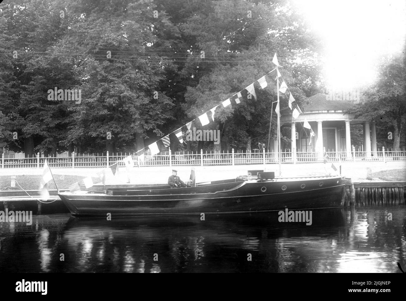 Ponte di Steamboat e vecchia fonte a Ronneby Brunn. Foto Stock