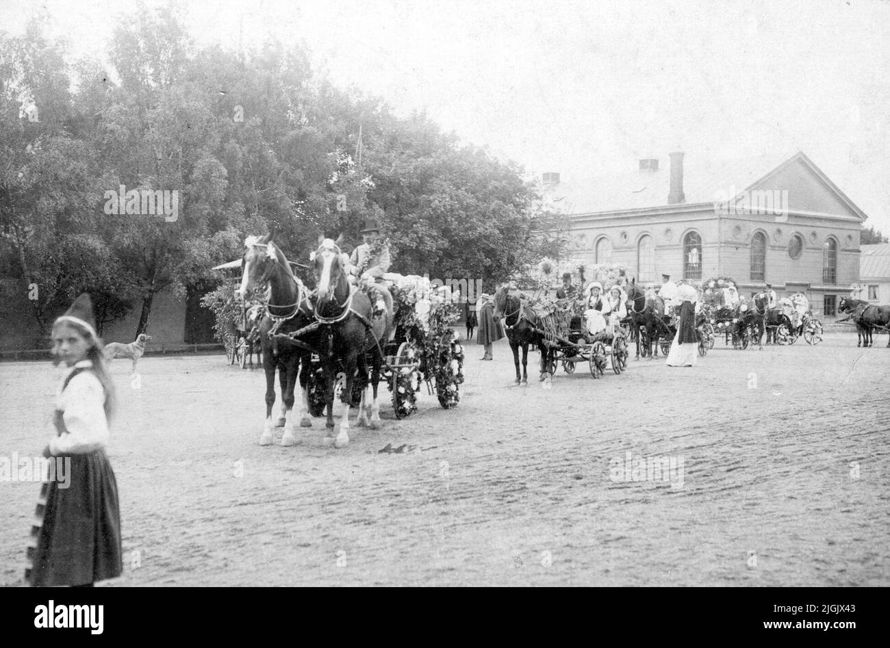 Barnens Dag Children's Day, il treno per il carnevale presso il cortile scolastico dell'alta formazione generale a Karlskrona. Foto Stock