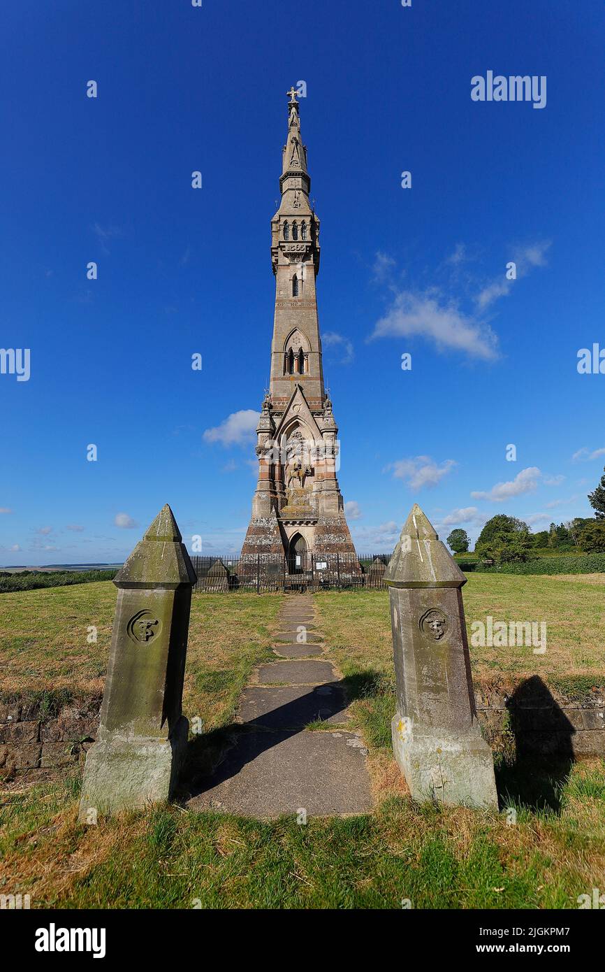 Sir Tatton Sykes Monument, costruito nel 1865 a Sledmere nell'East Ridings of Yorkshire Foto Stock