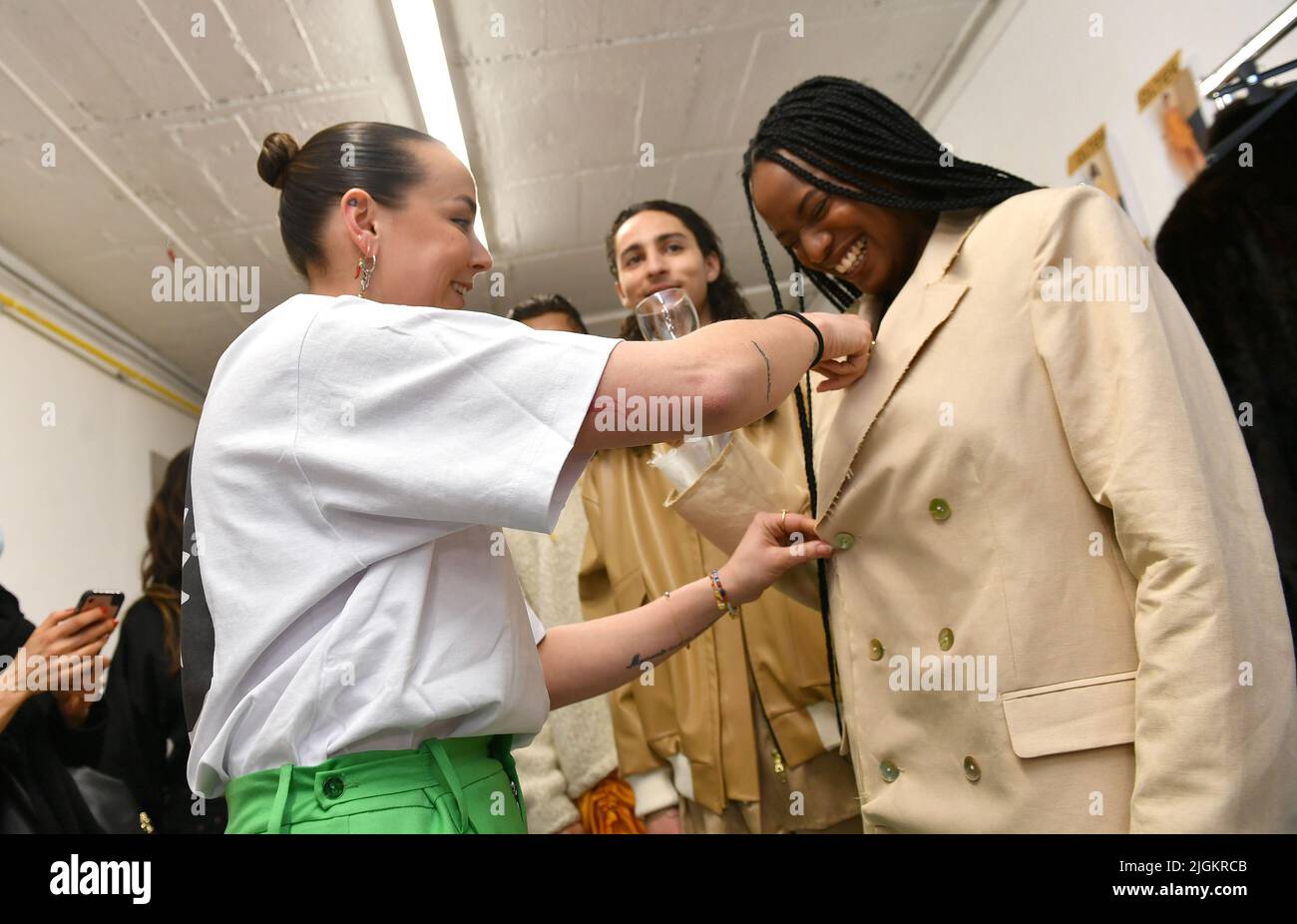 Pauline Ducruet - Backstage du défilé Alter Femme Automne/Hiver 2022/2023 lors de la Fashion Week de Paris, France, le 1er Mars 2022 Foto Stock