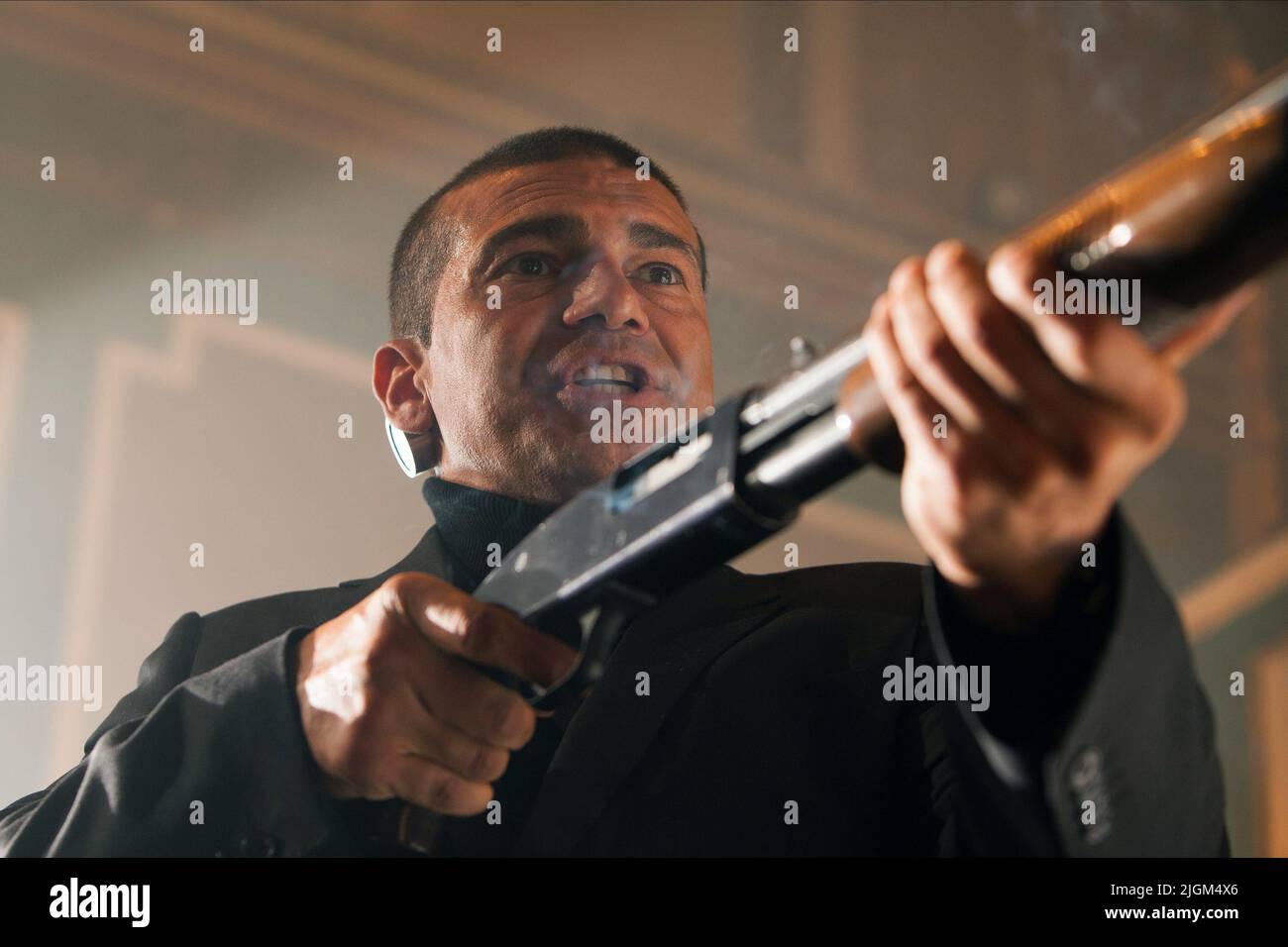 TAMER HASSAN, SIGNORI ROBOT, 2014 Foto Stock