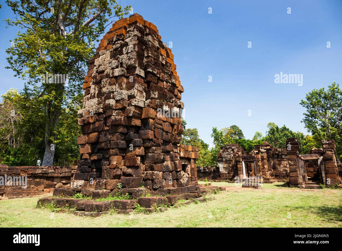 Prasat Sra Kamphaeng noi, rovine Khmer, Ssituated in Wat SA Kamphaeng noi, si Saket(si SA Ket), Isan(Isaan), Thailandia, Sud-Est asiatico, Asia Foto Stock