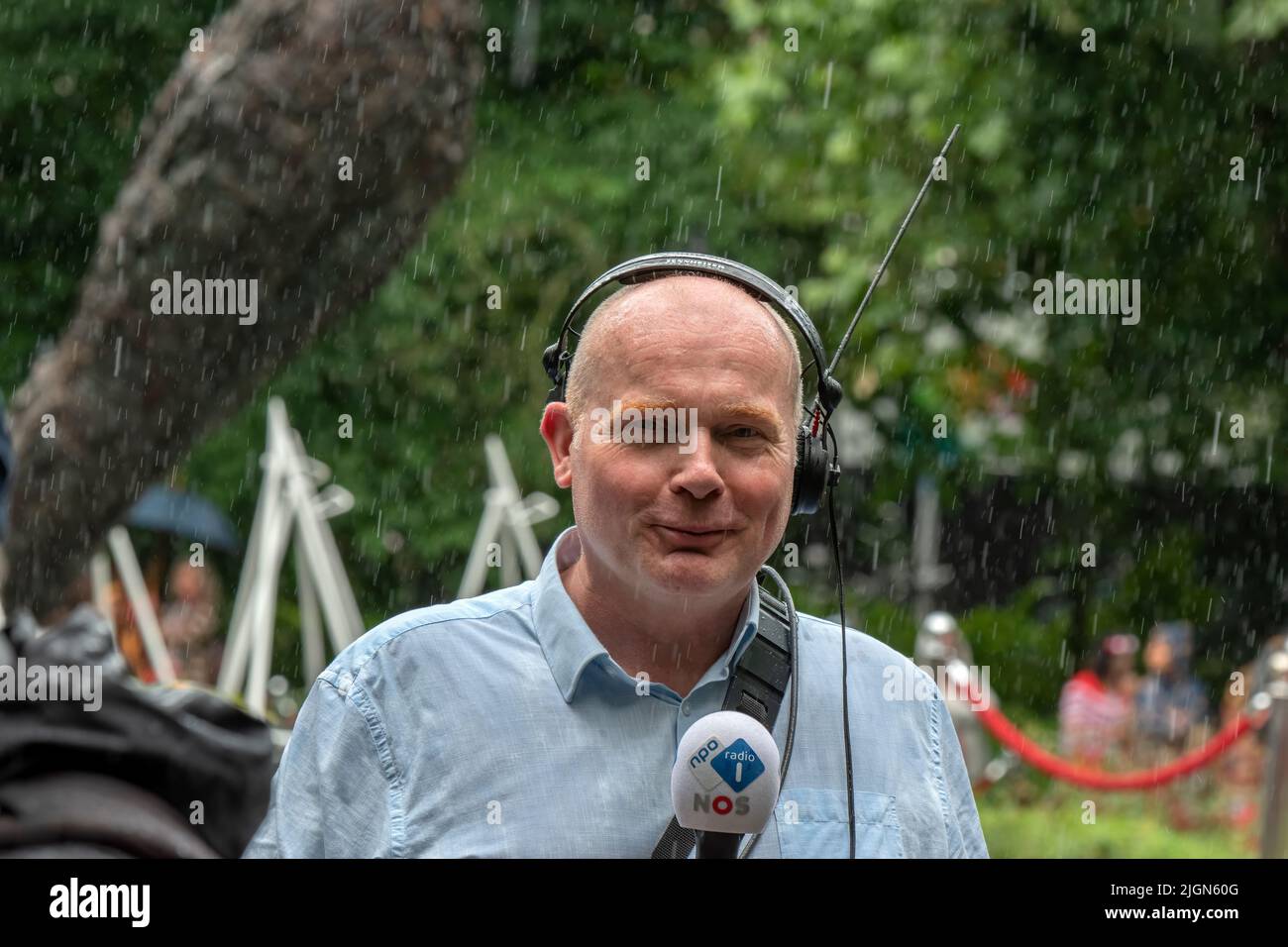 NOS Reporter Marc-Robin Visscher ad Amsterdam Paesi Bassi 1-7-2022 Foto Stock