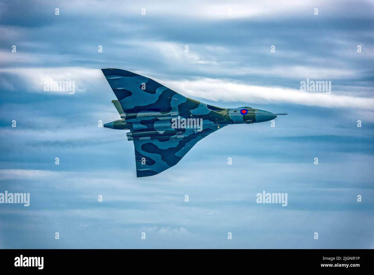 Vulcan bombardiere flypast al Dawlish Airshow 22 agosto 2015 Foto Stock