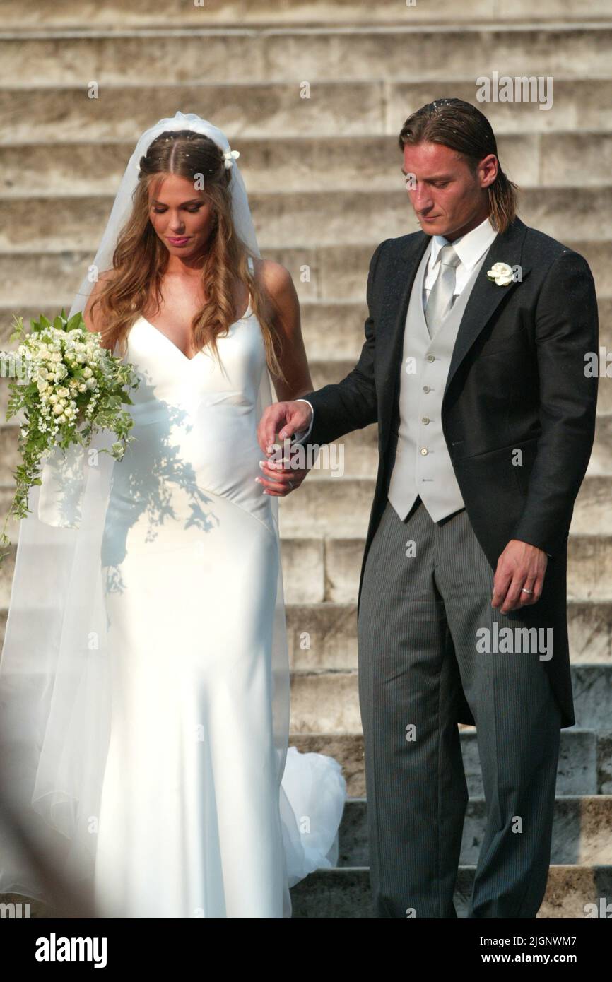 Vestito da hotsell sposa ilary blasi