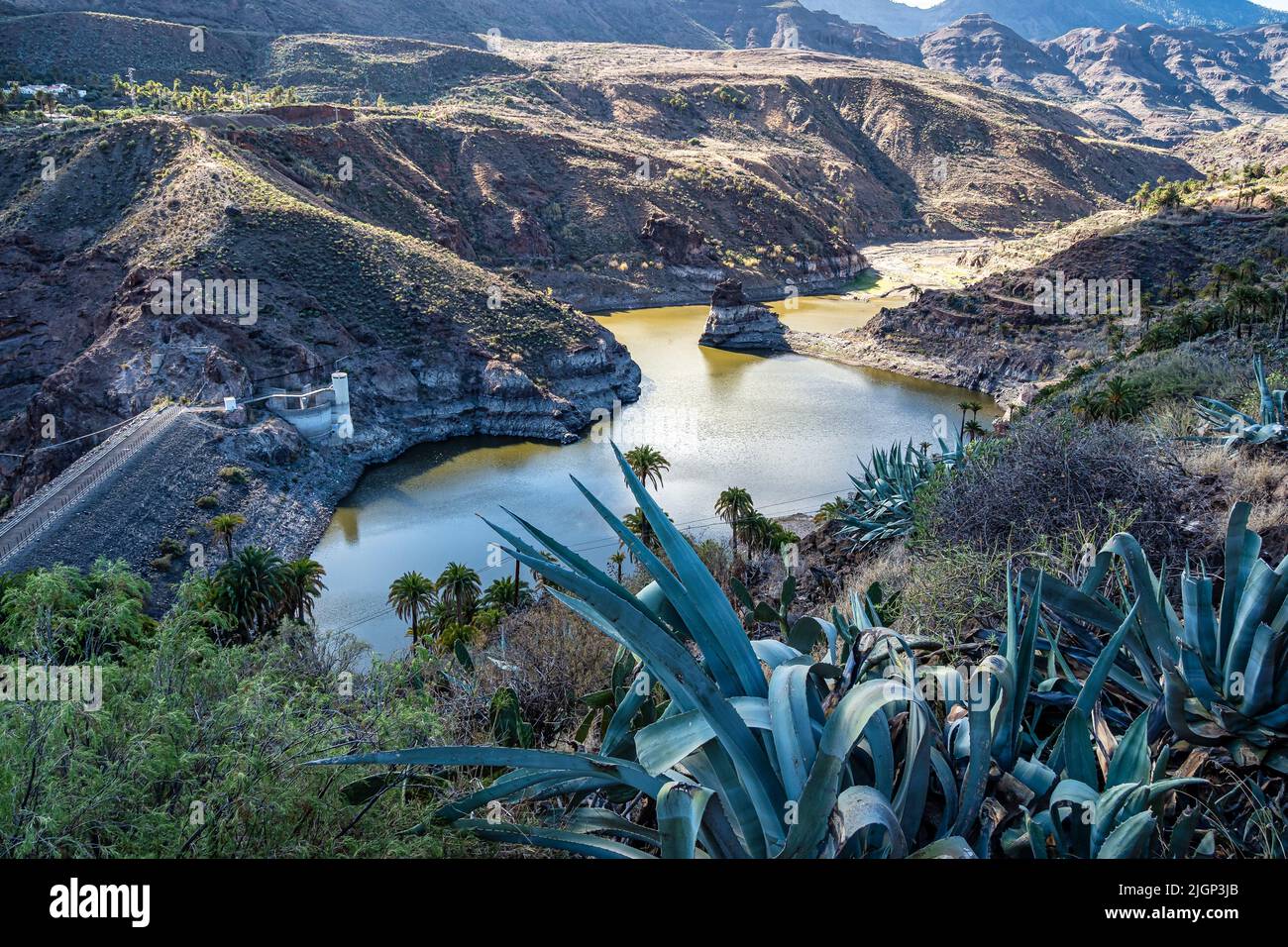 La catena montuosa delle Gran Canarie a la Sorrueda e la Fortaleza de Ansite a Gran Canaria, Isole Canarie, Spagna in Europa. Escursioni da Santa Lucia t Foto Stock