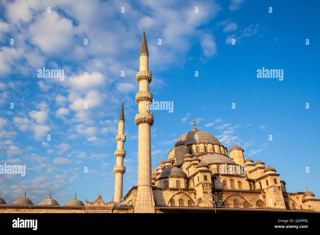 Nuova moschea (Yeni Cami), Istanbul, Turchia, Asia occidentale Foto Stock